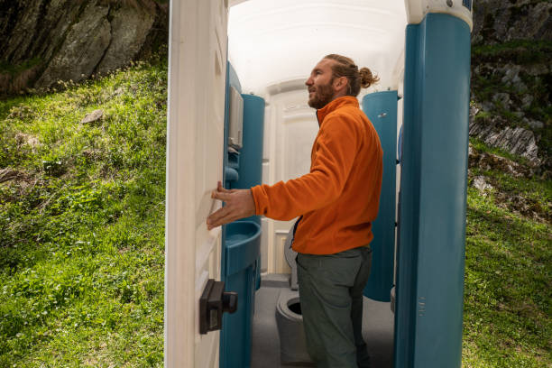 Portable Toilet Options We Offer in Flowery Branch, GA