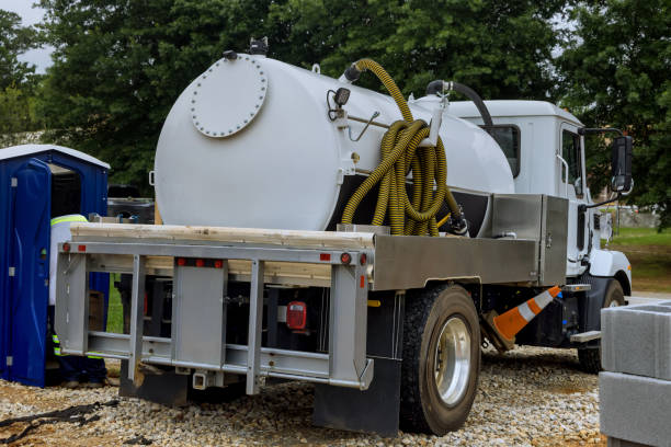 Best Portable toilet rental cost  in Flowery Branch, GA